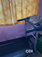 Tredmill ( company lifelong) automated 3 years old