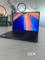 MacBook Air M2 Chip/2022/16GB RAM 1TB SSD/8 Core Cpu 10 Core Gpu/Wrnty