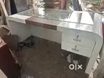 OFFICE TABLE / furniture