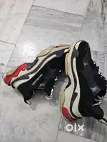 Balenciaga Tripple S Black red Sneaker Unused