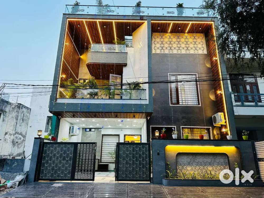 227Gaj 5bhk luxurious furnished House nearest Mansarovar metro station