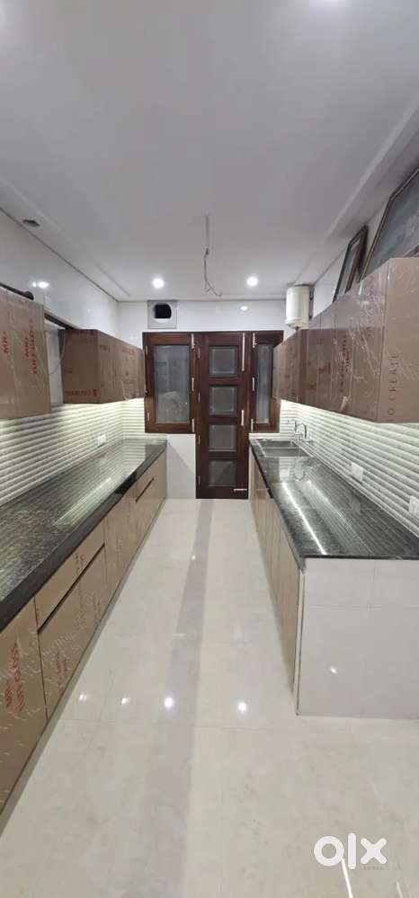 2 bhk brand new fully furnished for family Rent 35000 for job class