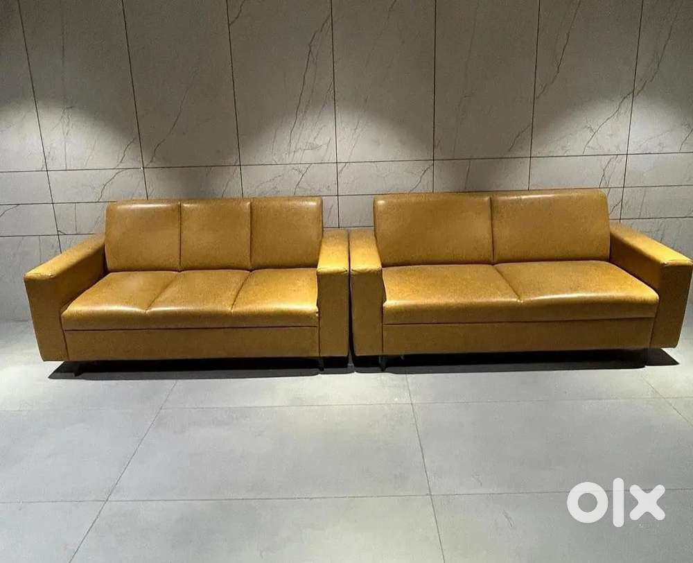 Brand new model 3+2 seater sofa set available in starf furniture