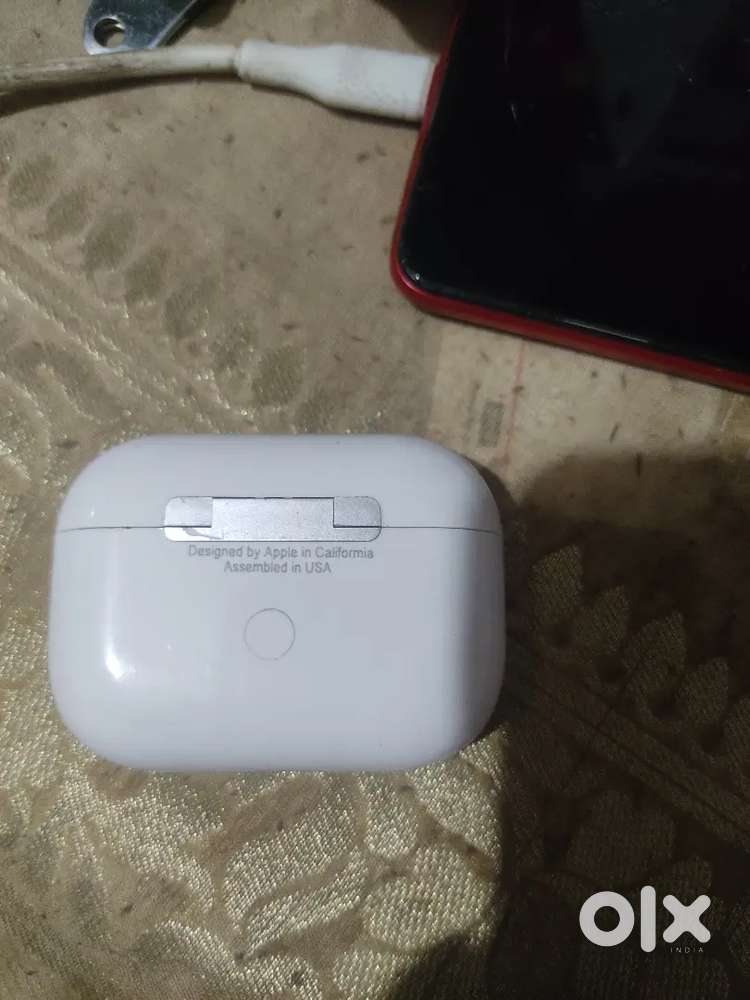 Airpods ear buds new price 26999
