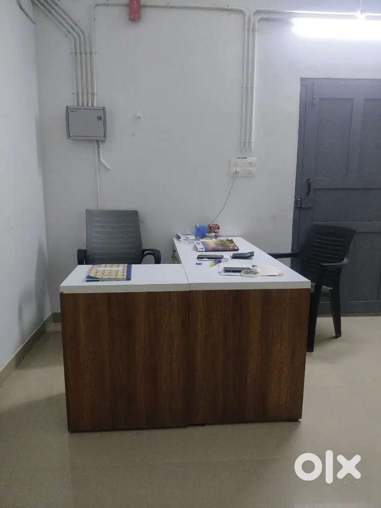 Office staff in ezhamkulam adoor