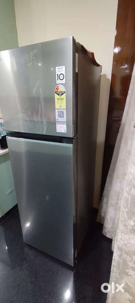 Refrigerator LG 273 litres 7 months old