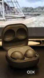 Samsung Galaxy Buds 2 Pro & Samsung C to C Cable