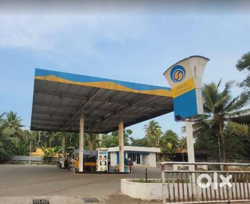 Fuel Filling Staff