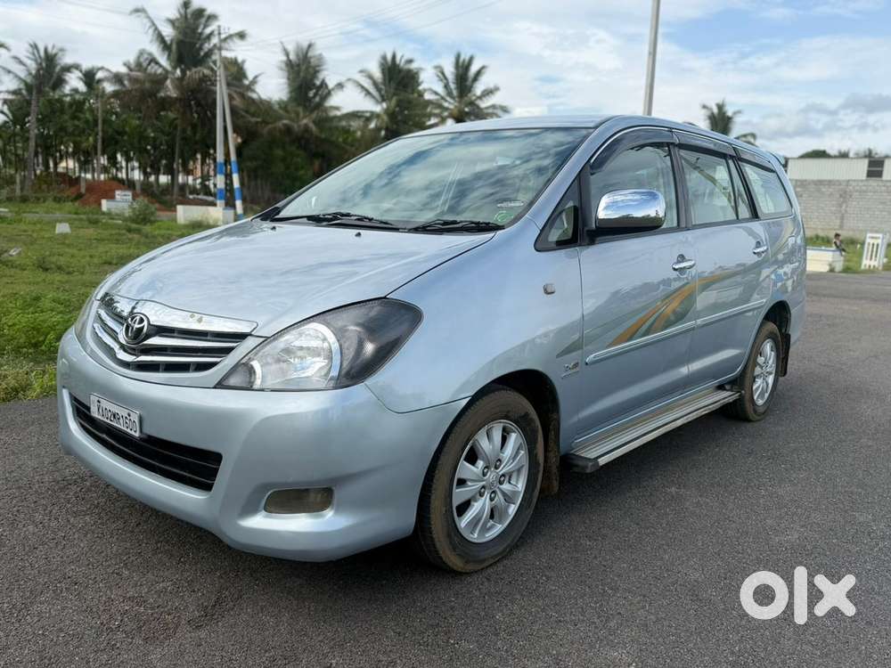 Toyota Innova 2010 Diesel with fresh 5 years FC