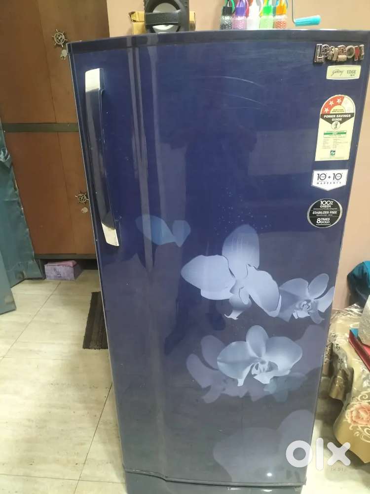 Fridge godrej 210 lt