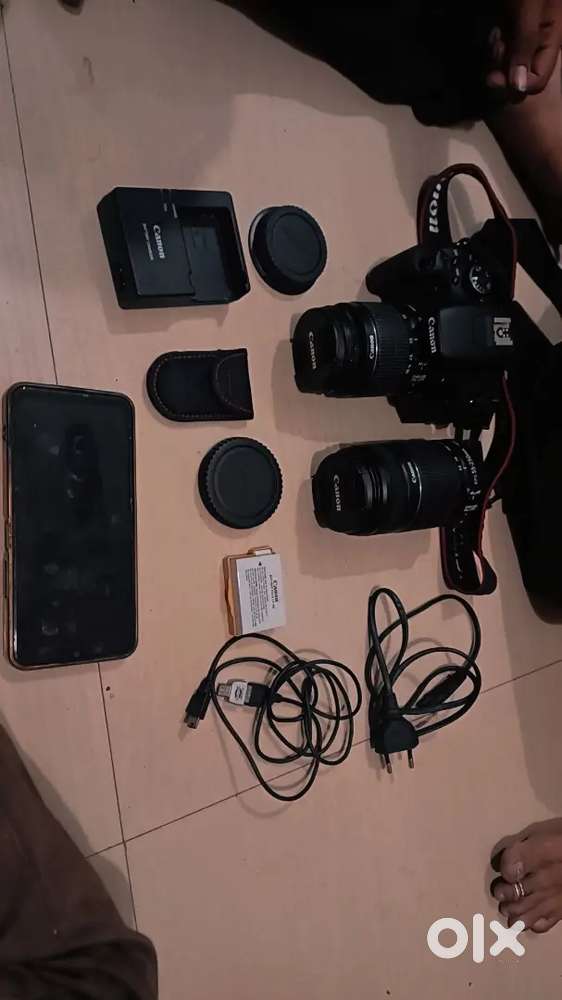CANON 600D