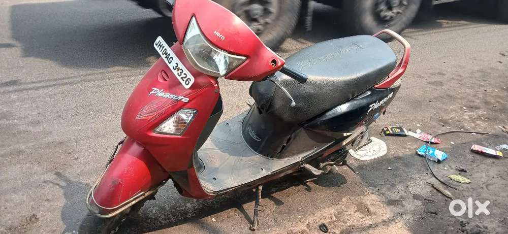 Hero Pleasure scooty