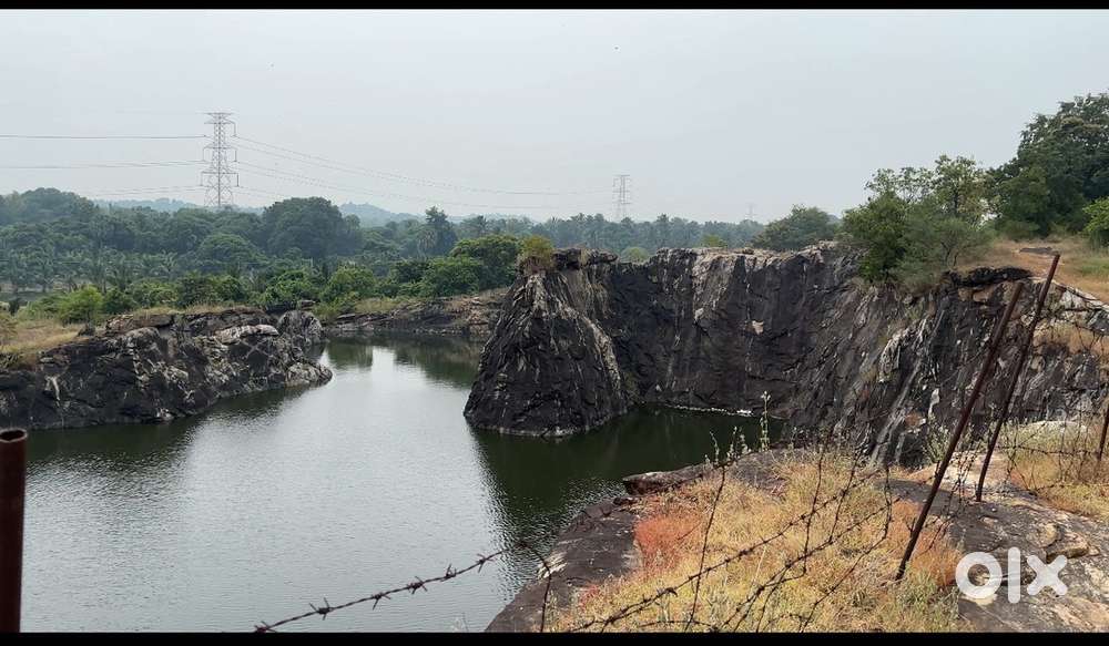 Kollengode near seetharakundu plot for sale