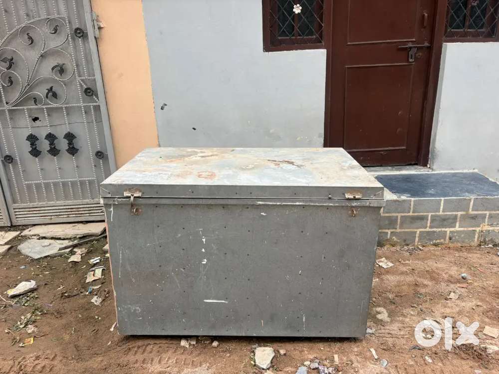 Container metal
