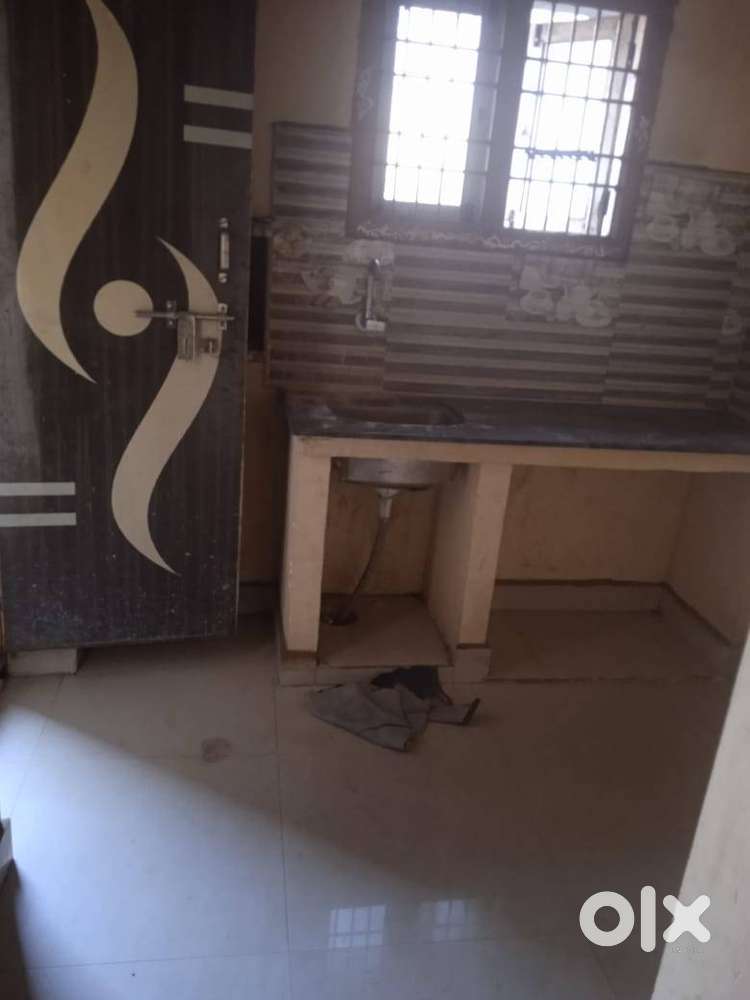 1st floor house available for rent in Pedagantyada