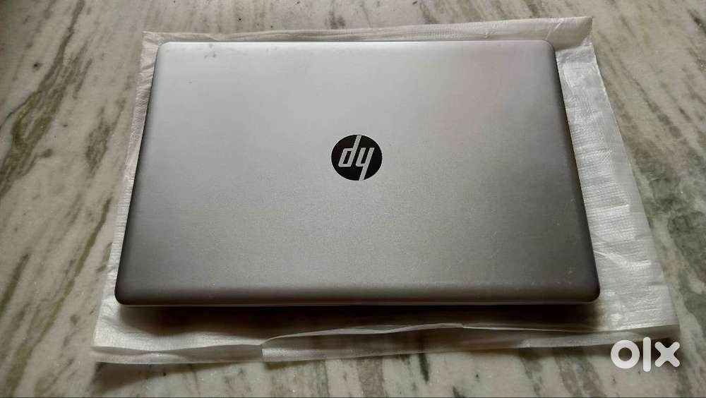 SECOND SALE* HP LAPTOP