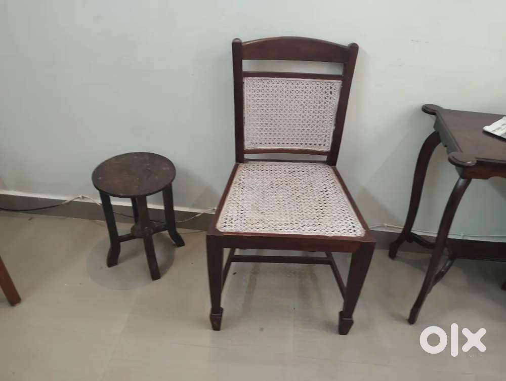 Teakwood English chair