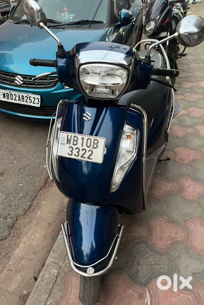 Access 125 Disk model LED light