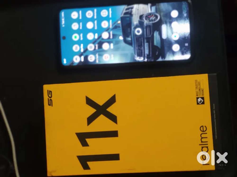 Realme11X5g box charger available only₹1xxxx