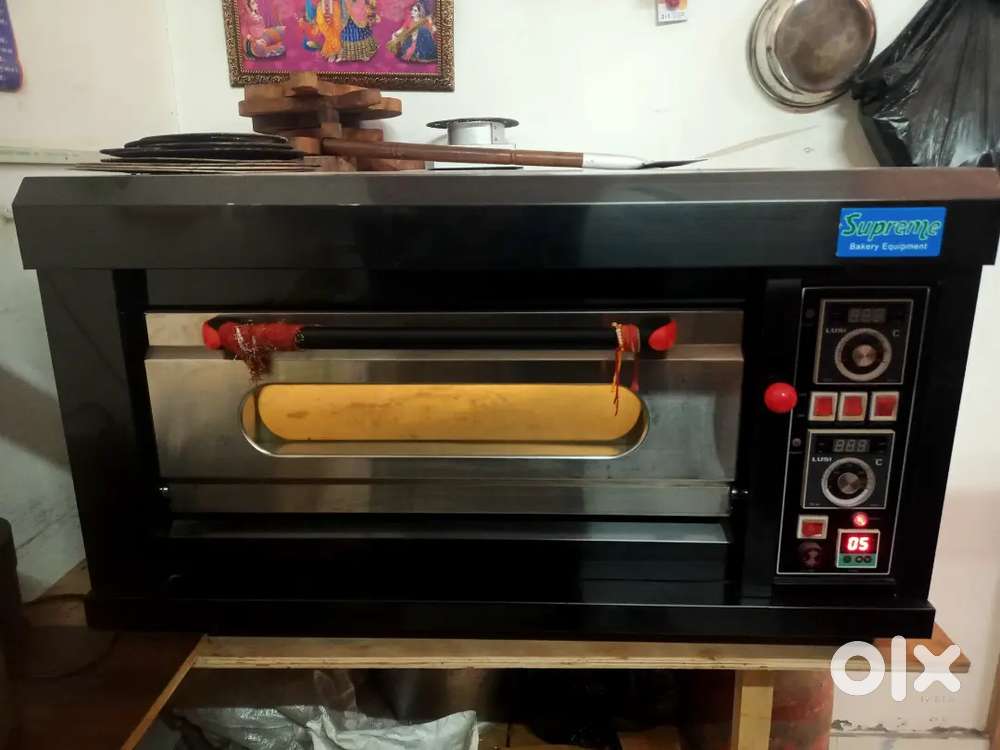 Gas pizza oven 2 month purana