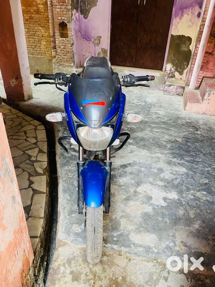 One hand bike chali hui hai