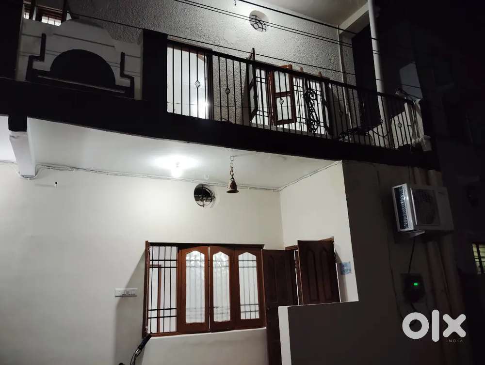 AC & NON AC PG AVAILABLE ON RENT 4000