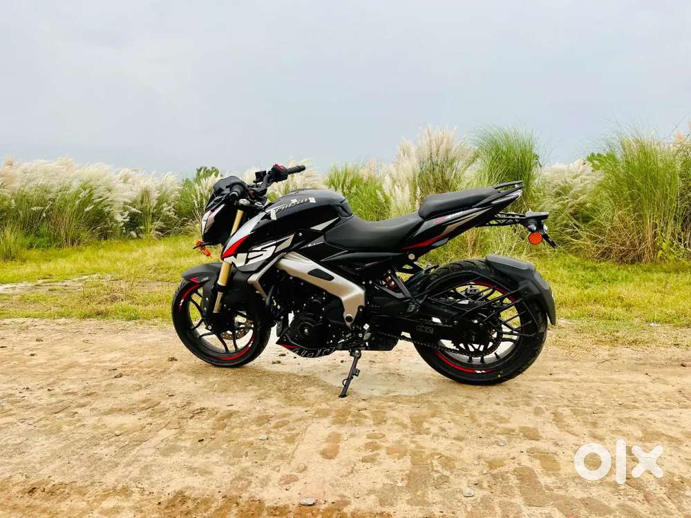 Bajaj NS 400
