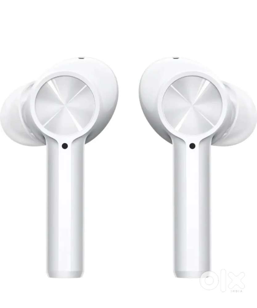 One Plus Buds Z2 @1800/-