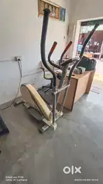 SEMI COMMERCIAL ELLIPTICAL BIKE