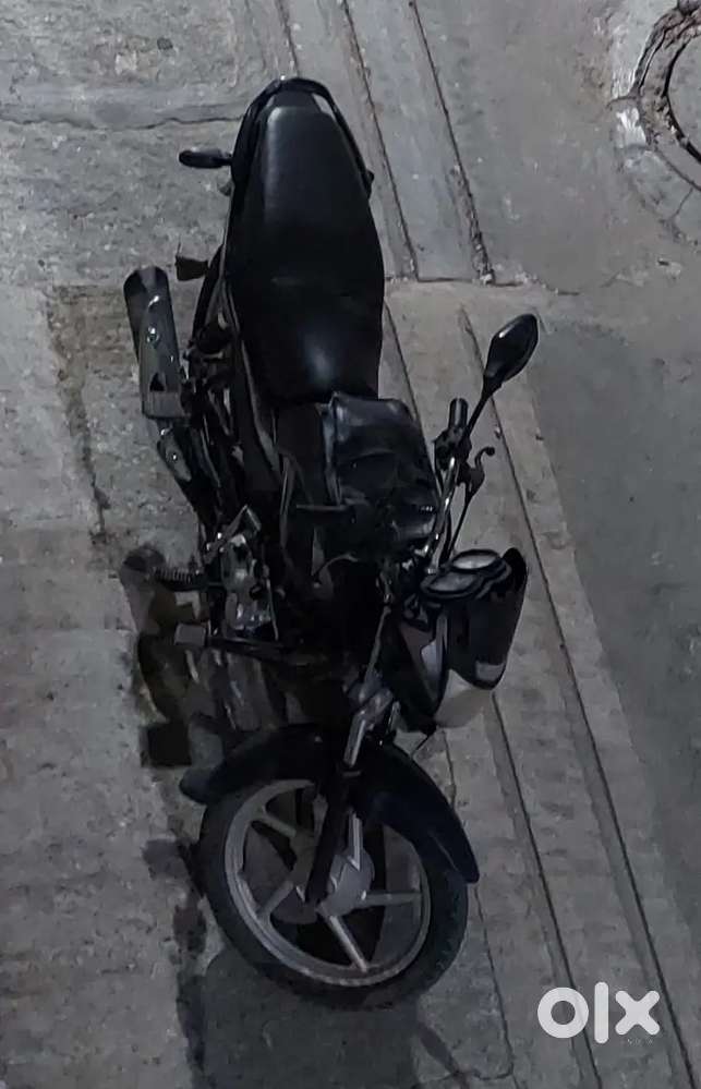 Bajaj Platina 100cc with Self Start Insurance Running