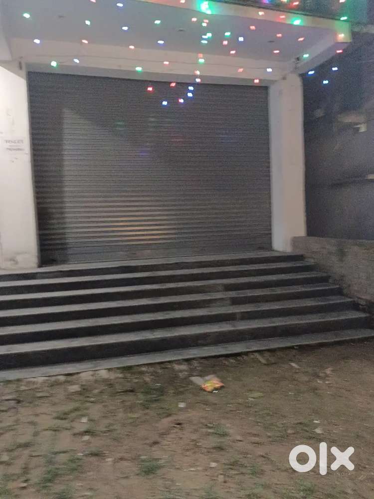 In front 60 ft main Rd sonki donar south clean space