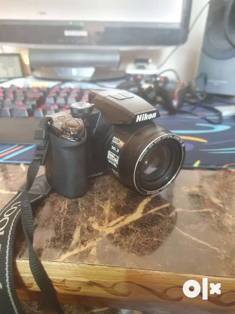 Nikon p100 , 26x zoom camera
