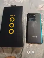 IQOO neo 6.   8/128 gb