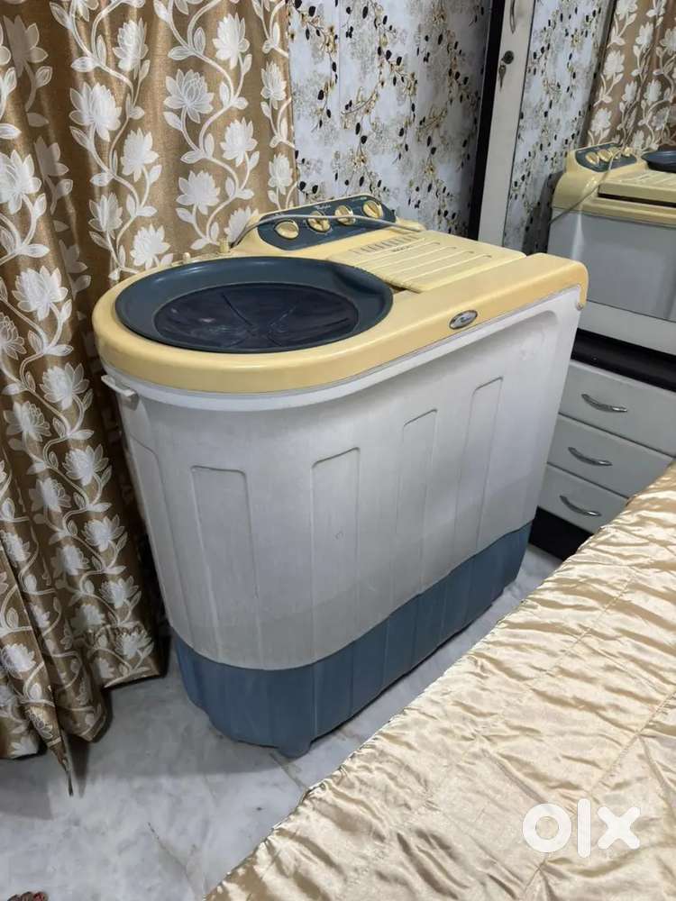 2 yr old Whirlpool washing machine 9 kg in excellent condition