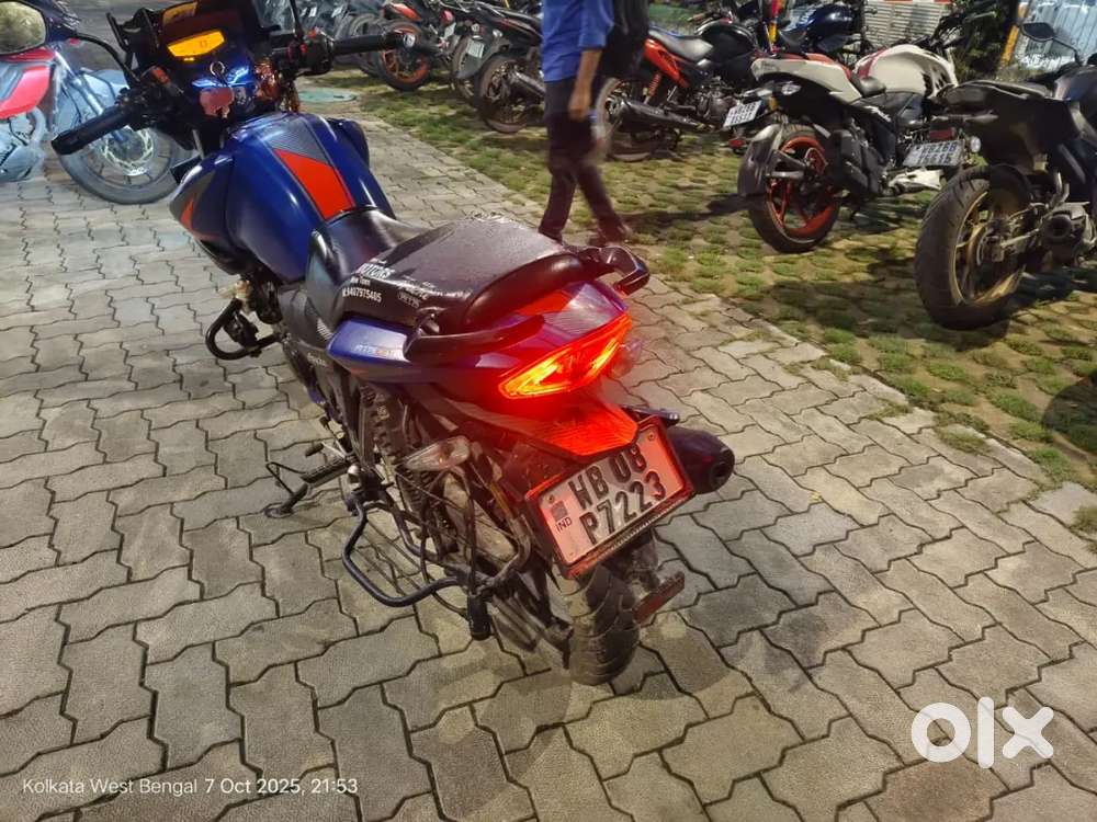 TVS Apache RTR 160 2V