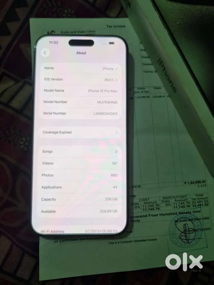 Iphone 15 pro max 256 GB indian 1 year old in brand new condition