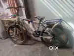Bahut Kam chalice hui hai 2 discbrek hain
