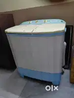 Semi automatic washing machine