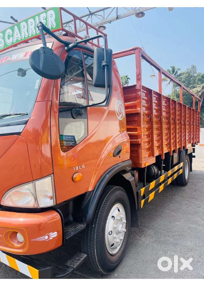 BOSS 1113 LCV