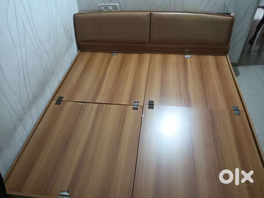 6 x 6.5 બેડ (સેટી)