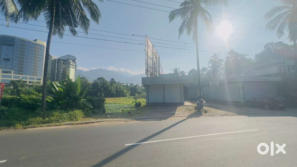 Fully furnished shop for sale