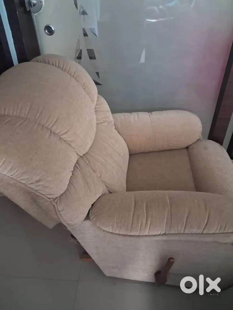 Recliner sofa