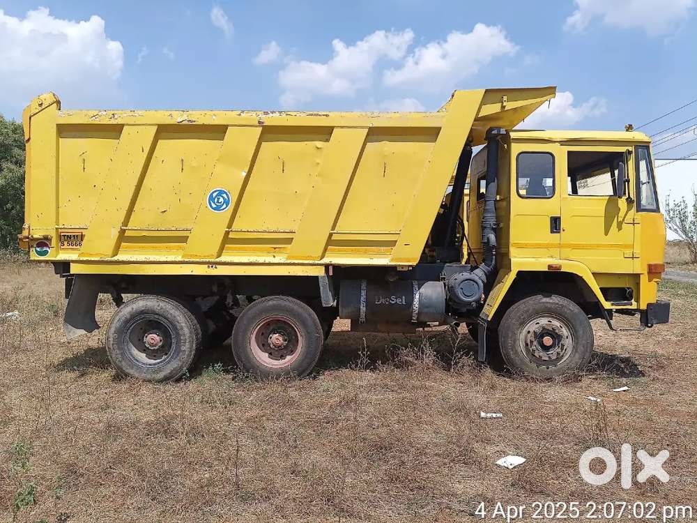 Wanted TIPPER driver tarrus