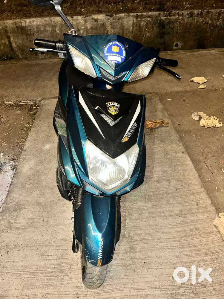 Electric scooty sirf 25500