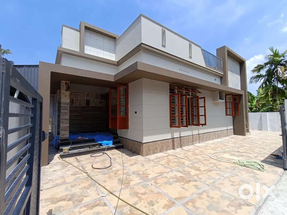 Newly constructed 3BHK independent house for sale near Varapuzha