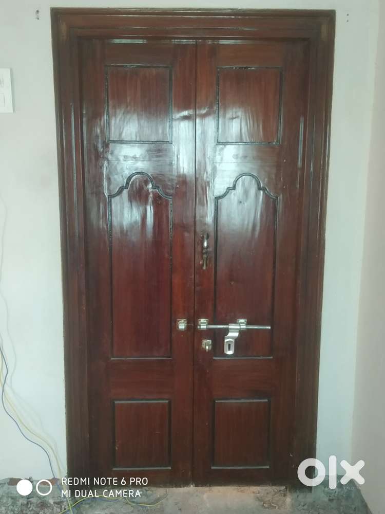 Teku doors with frame