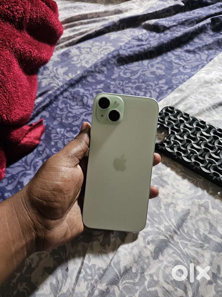 Iphone 15 plus 128gb look like seal piece