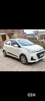 Hyundai Grand i10 2018 Diesel 77000 Km Driven