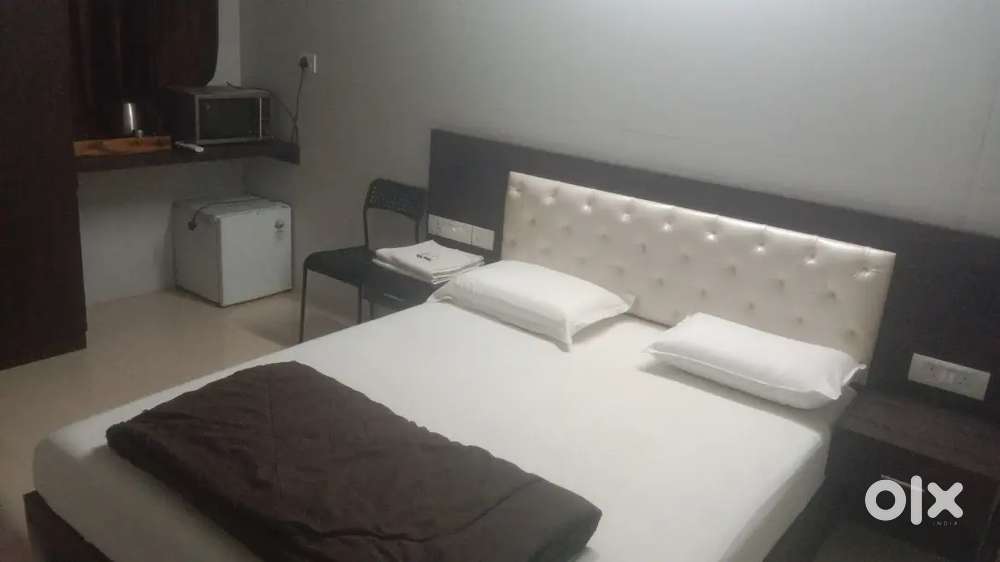 Room boy room service