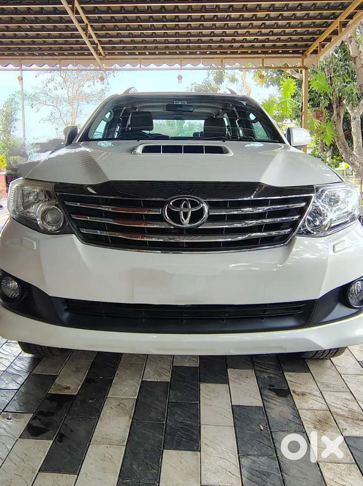 Toyota Fortuner 2013 Diesel 99000 Km Driven